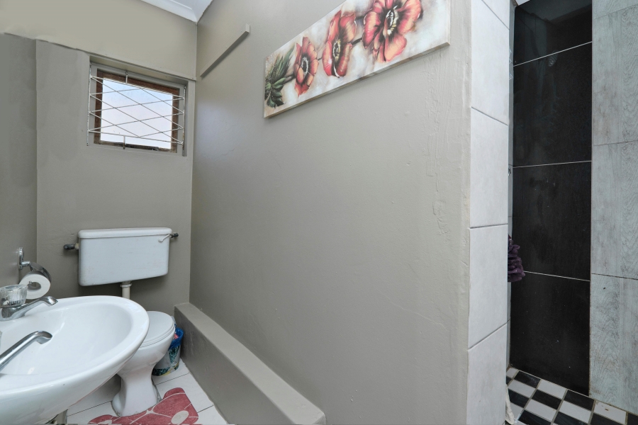 3 Bedroom Property for Sale in Rowallan Park Eastern Cape